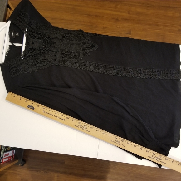 Torrid 2 Top Women's 2XL Crochet Lace Long Sleeve Black Keyhole Button Back - Picture 9 of 10